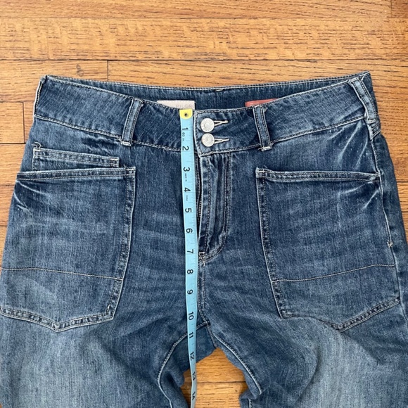 Pilcro The Wanderer Mid-Rise Relaxed-Leg Jeans by Anthropologie Size 27P - Picture 8 of 10